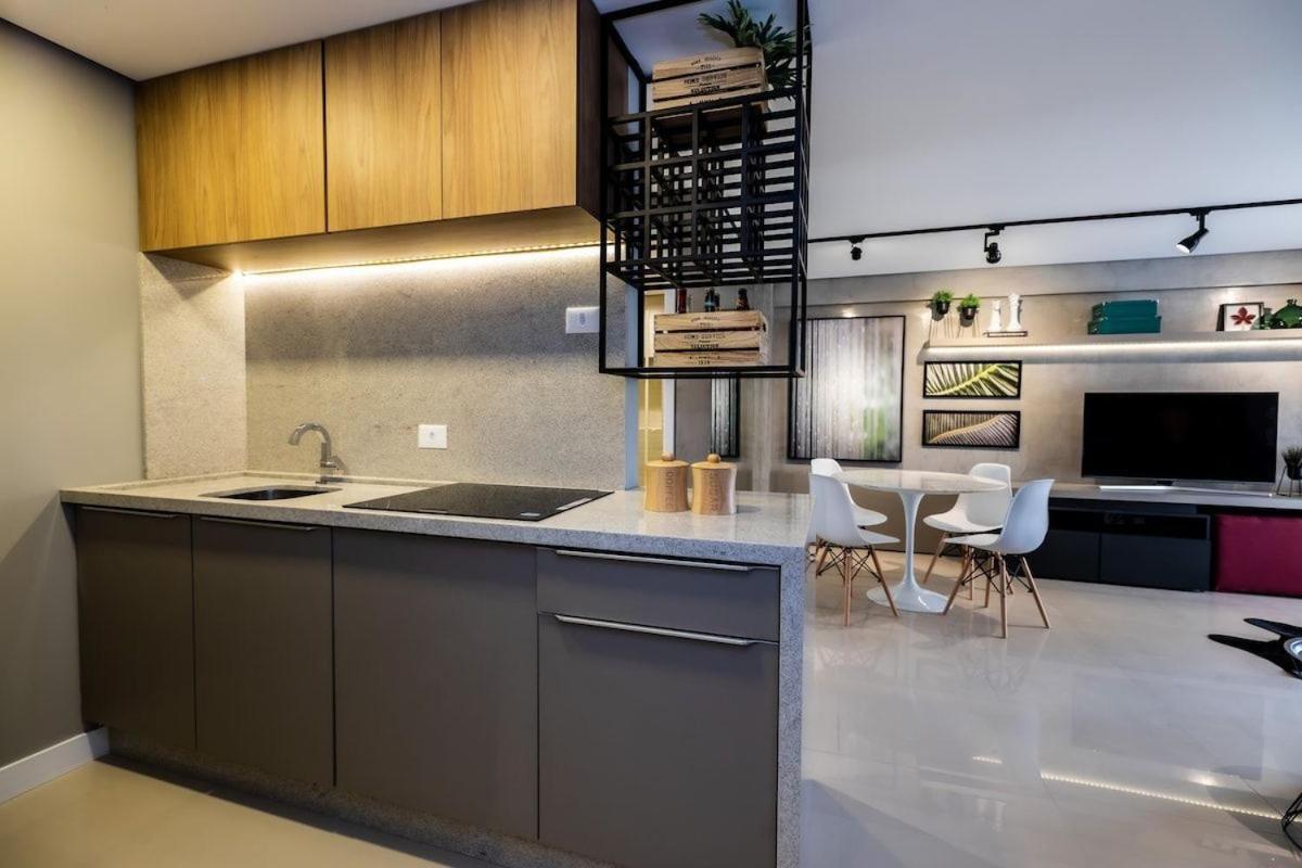 Maravilhoso Apt Novo Super Bem Decorado No Centro Apartment Foz do Iguacu Luaran gambar